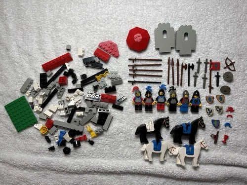 Lego Castle Vintage Sets Lot 6021 6035 6041 Incomplete Parts & Minifigs