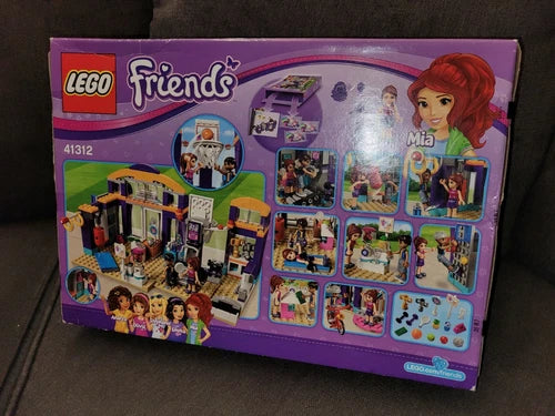 3 LEGO Friends Set Heartlake Sports Centre 41312 - Downtown Bakery 41006 & 41033