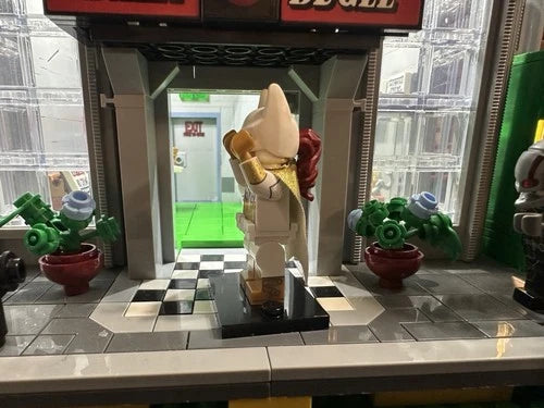 MEOW Disco Batgirl Set 70922 From the Joker Manor